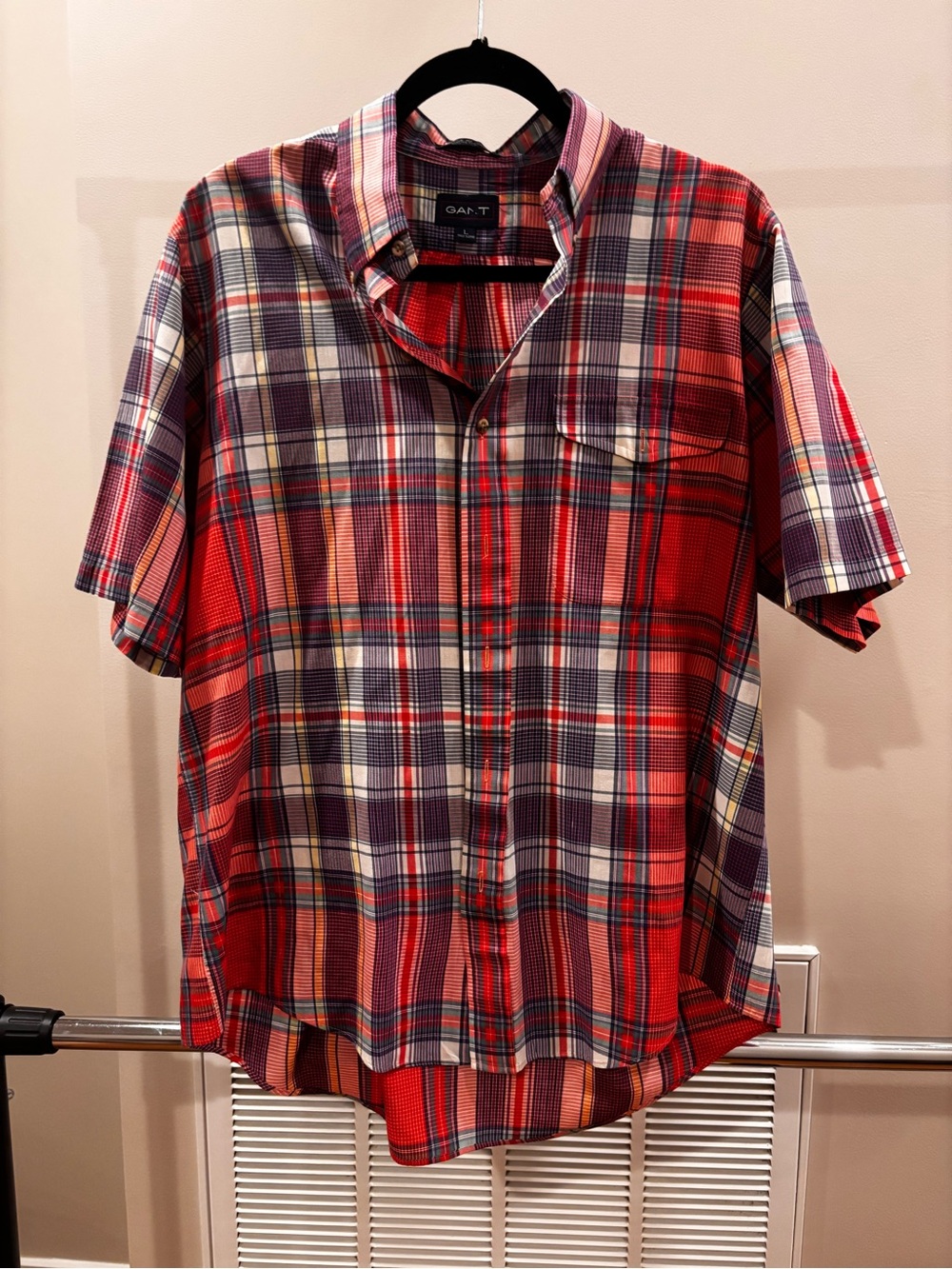 GANT Red and Navy Plaid Short-Sleeve Button-Down Shirt